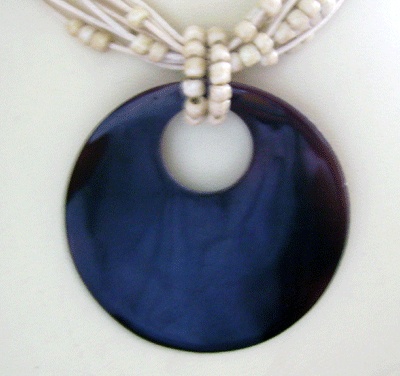 wadung shell necklace with bead