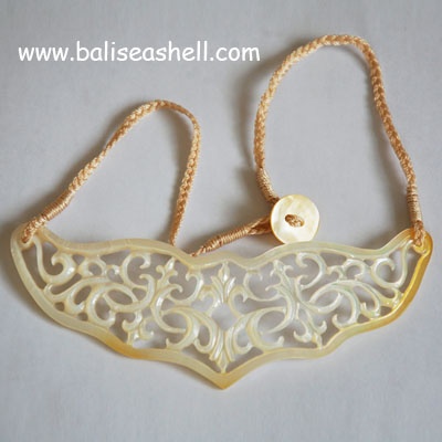 necklace shell carving jewel