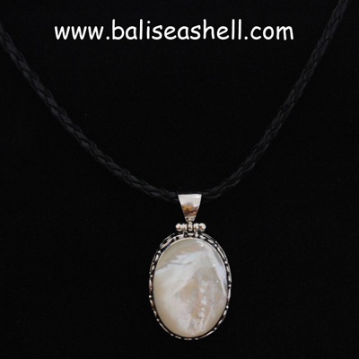 Seashell Pendants With Silver