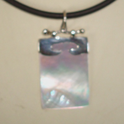 Shell Pendants Mop